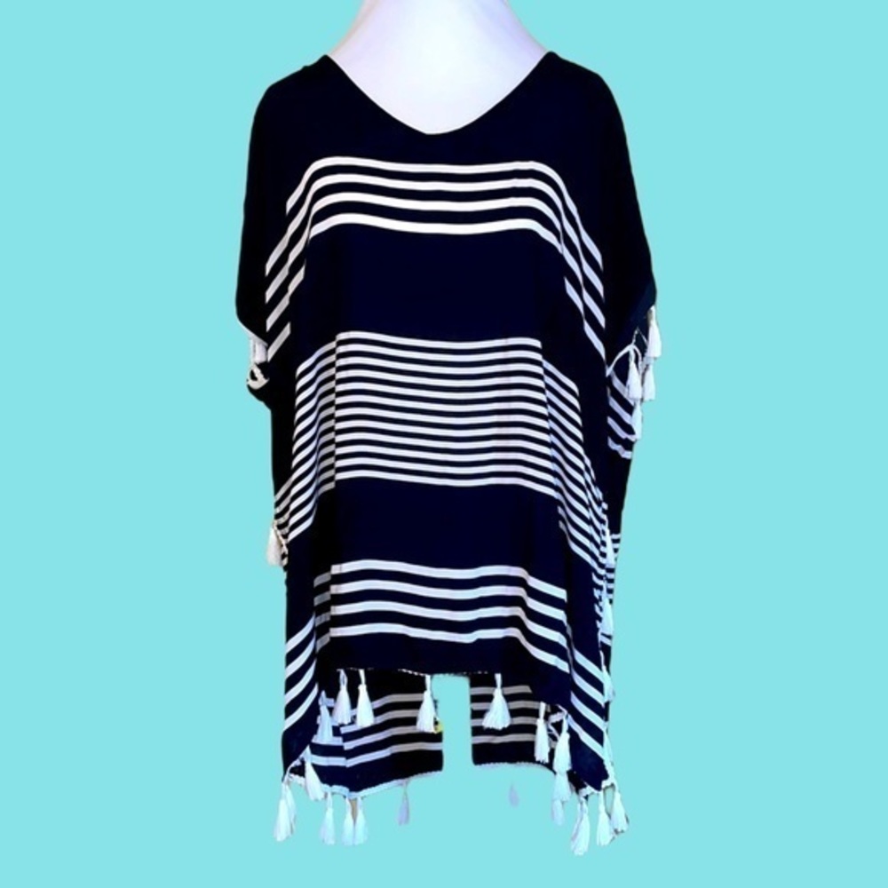 💜 C&T Beach Black White Pom Pom Trim Medium Beach Cover Up Size‎ Medium